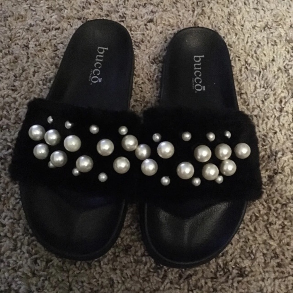Woman’s Slides